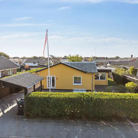 Modern Skagen-house Near And Town Semesterbostad